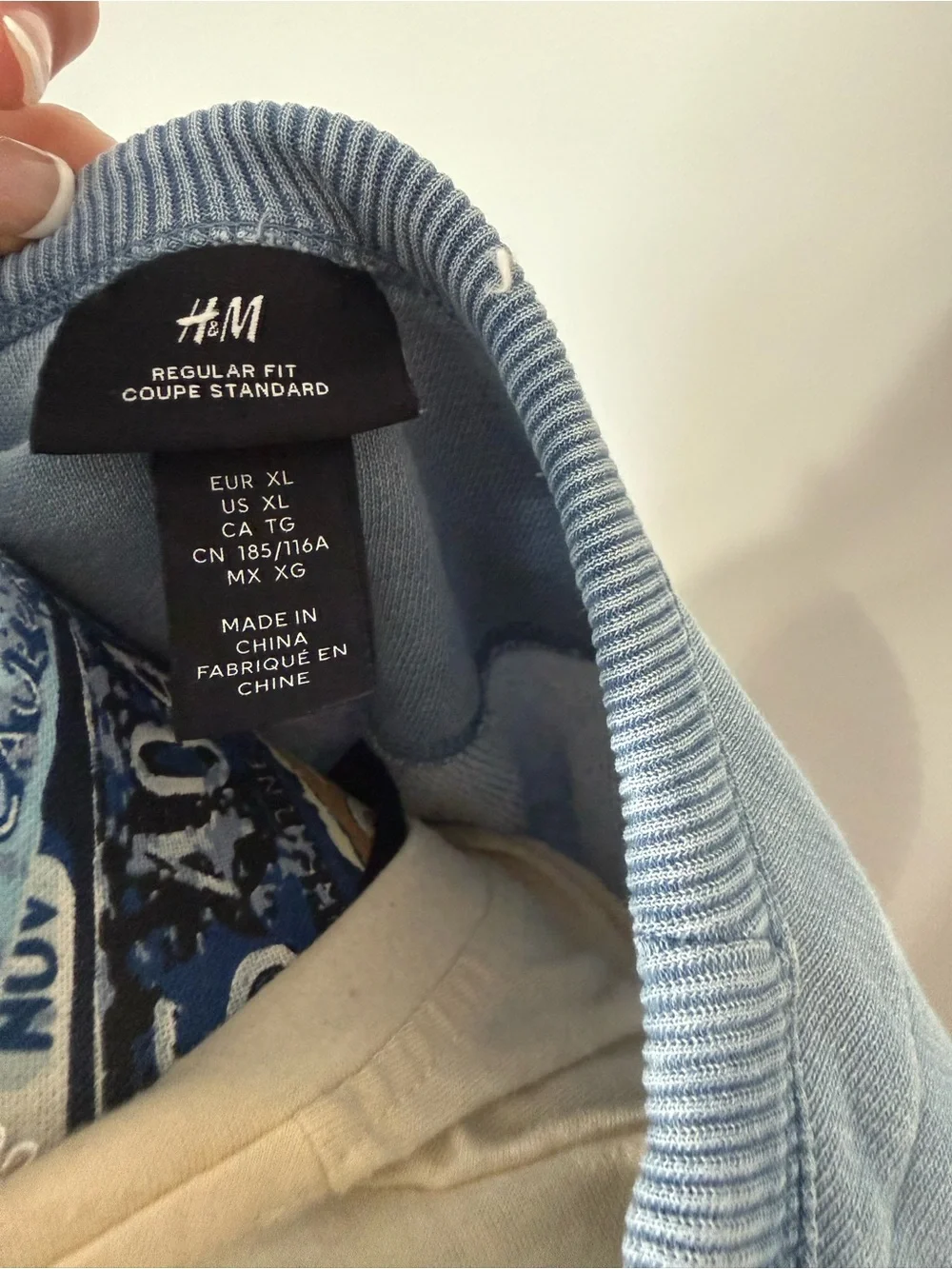 Men’s XL weathered sweatshirt